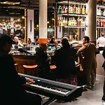Отель The Ruck 4*