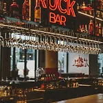 The Ruck 4* Lyon