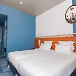 The Ruck 4* Lyon