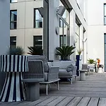The Ruck 4* Lyon