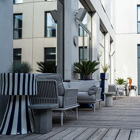The Ruck 4* Lyon
